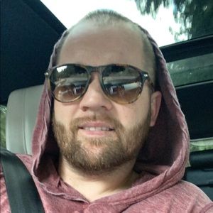 Meet your Posher, Zach